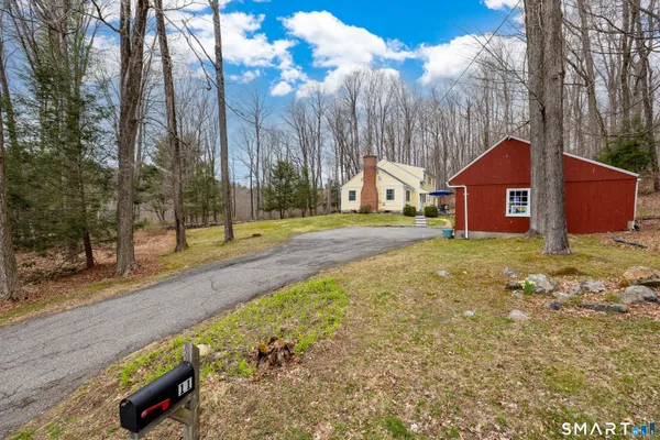 $649,000 | 11 Sheldon Lane, Litchfield, CT 06759