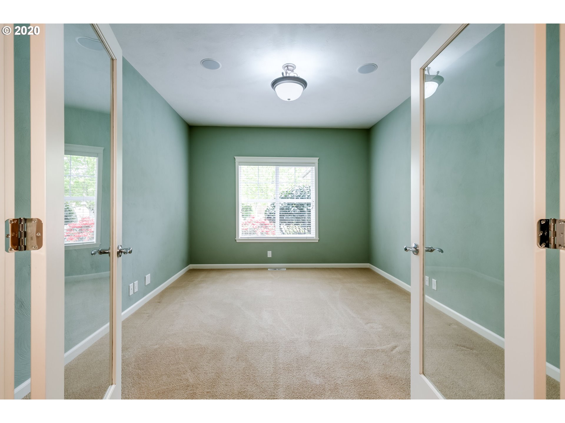 817 Royal Dell Lane Springfield, OR 97477 - Photo 12 of 28 Gallery Image 12