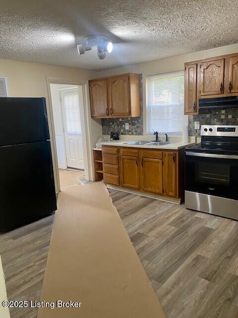 930 Palatka Road Louisville, KY 40214 - Photo 4 of 7 Palatka Kitchen2