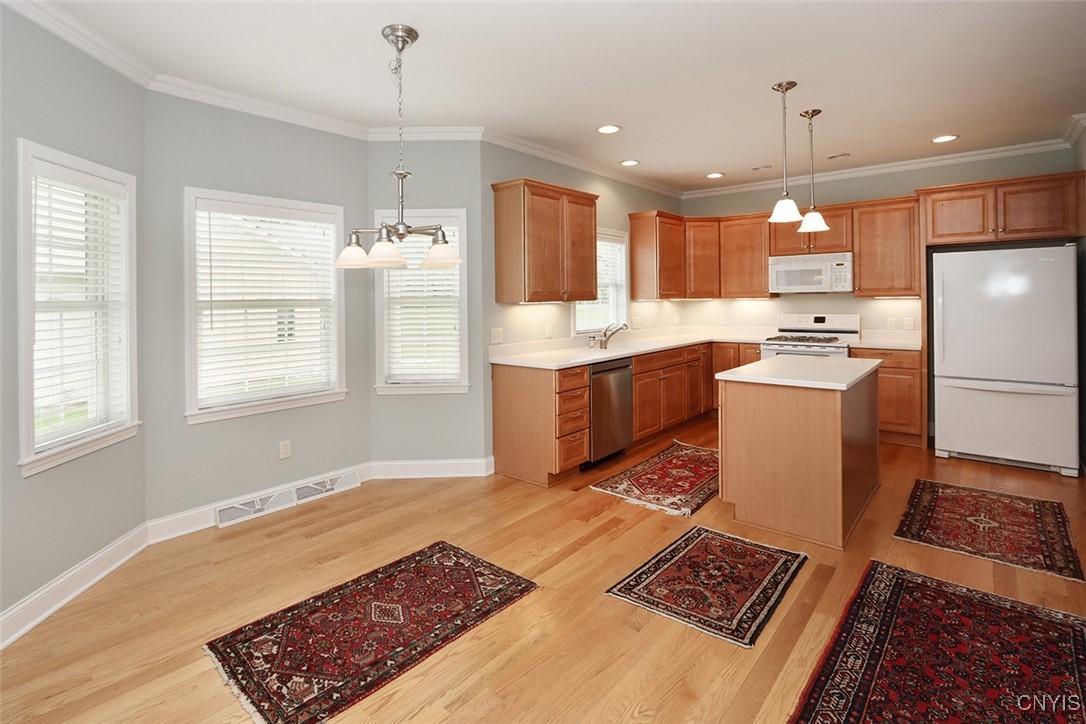 207 Falling Brook Path Manlius, NY 13066 - Photo 15 of 45