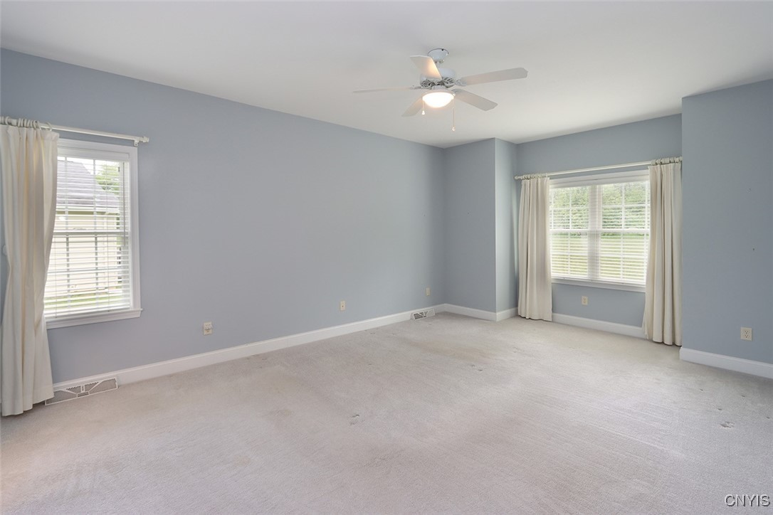 207 Falling Brook Path Manlius, NY 13066 - Photo 18 of 45