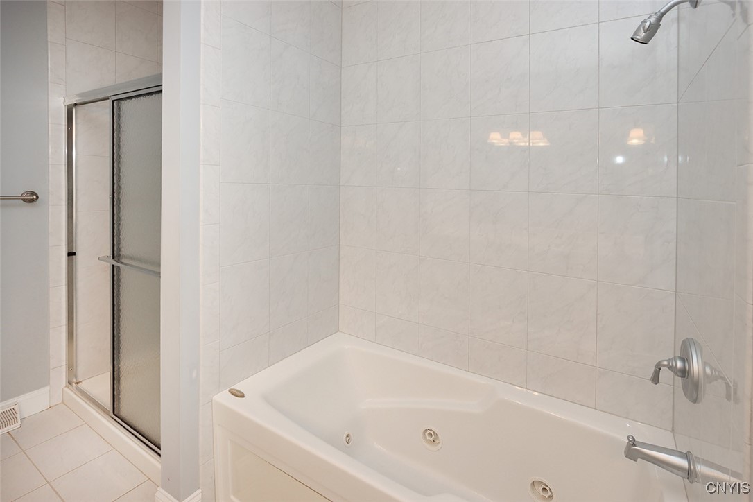 207 Falling Brook Path Manlius, NY 13066 - Photo 23 of 45