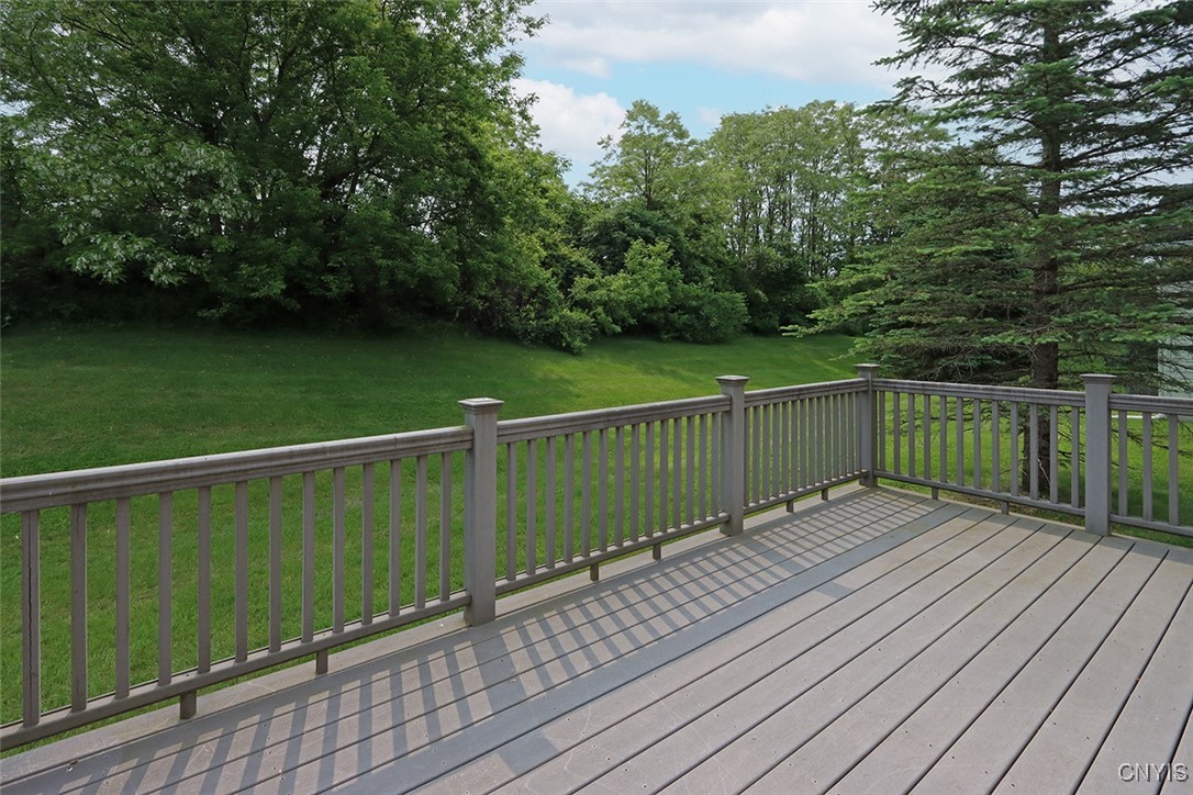 207 Falling Brook Path Manlius, NY 13066 - Photo 32 of 45