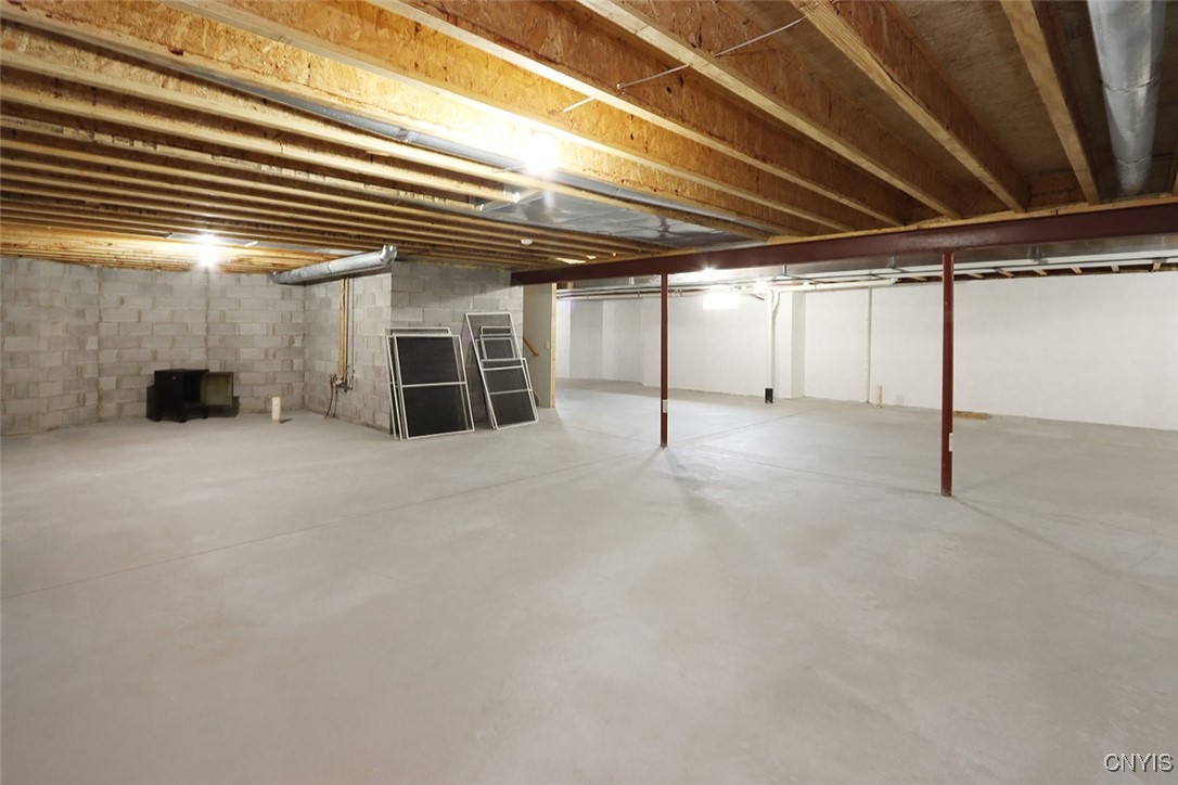 207 Falling Brook Path Manlius, NY 13066 - Photo 40 of 45