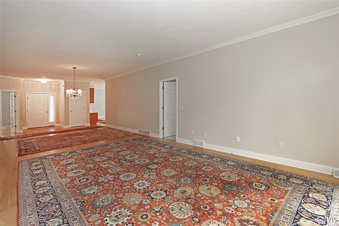 207 Falling Brook Path Manlius, NY 13066 - Photo 7 of 45