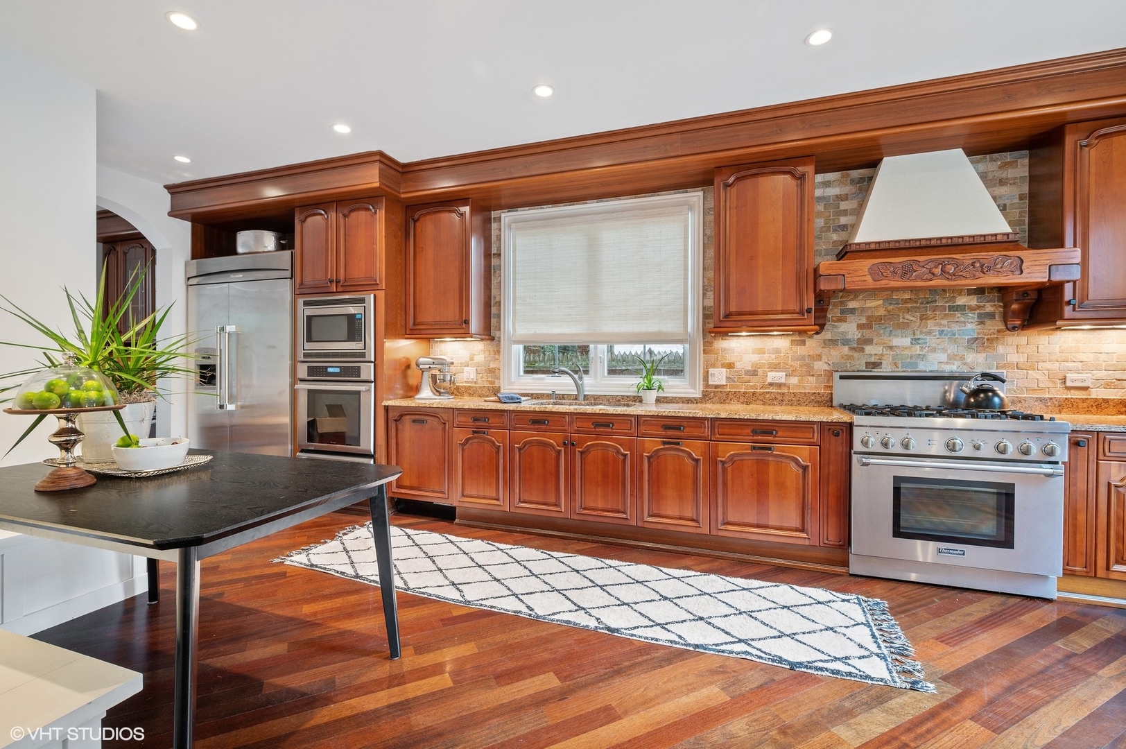 446 Jackson Avenue Glencoe, IL 60022 - Photo 11 of 33