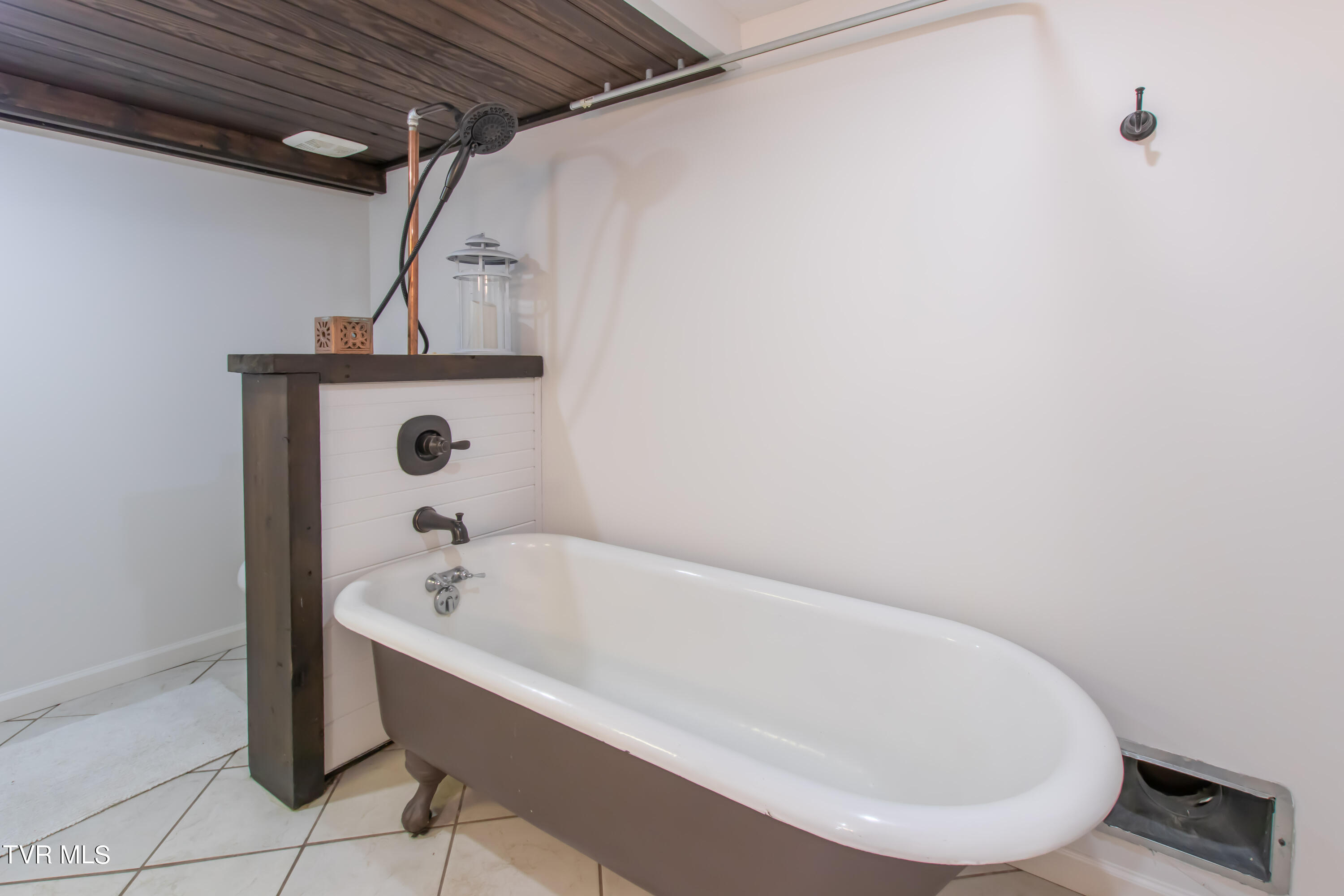 30 Crown Circle Bristol, TN 37620 - Photo 27 of 56 Crown-47