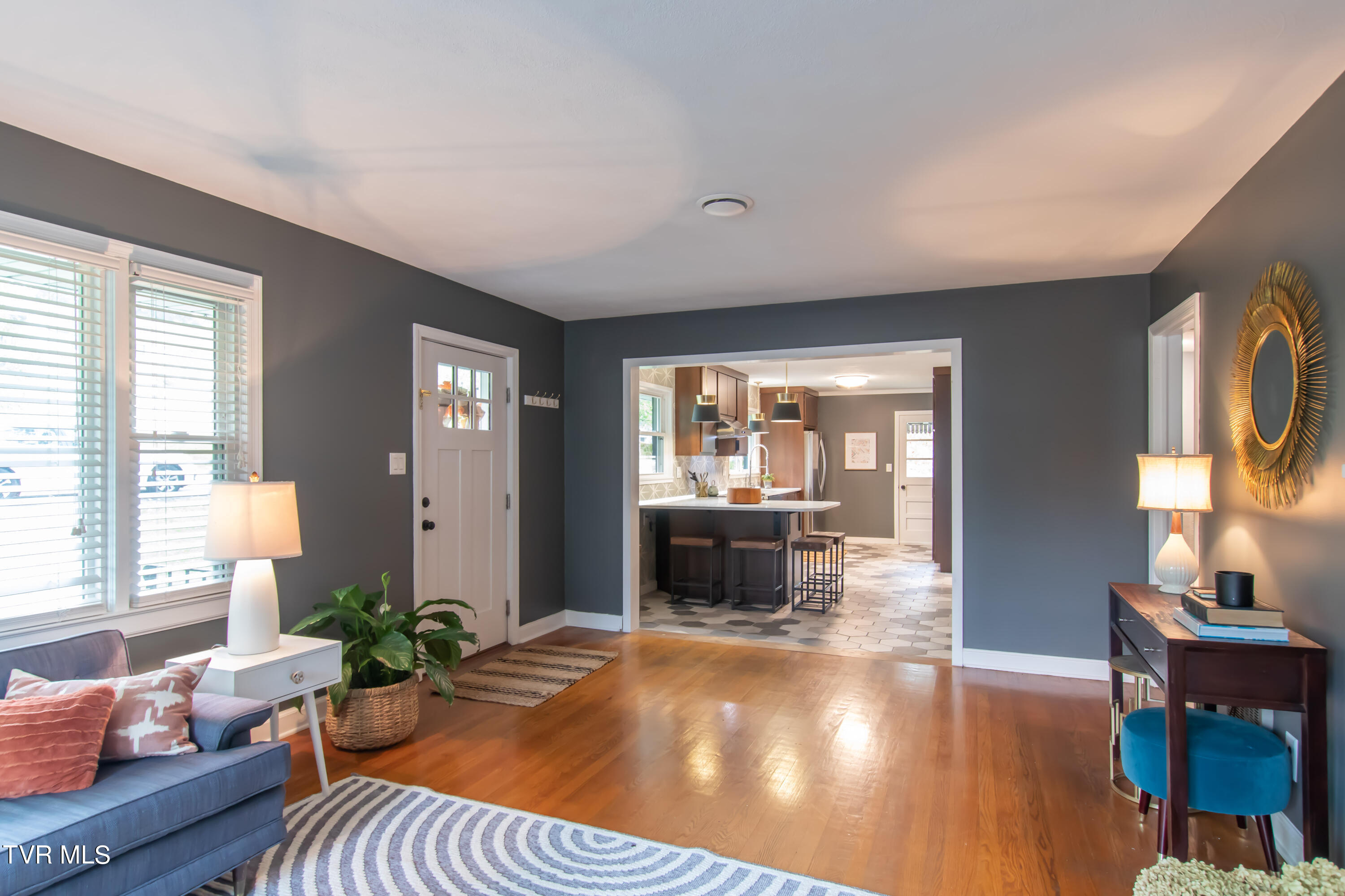 30 Crown Circle Bristol, TN 37620 - Photo 7 of 56 Crown-34