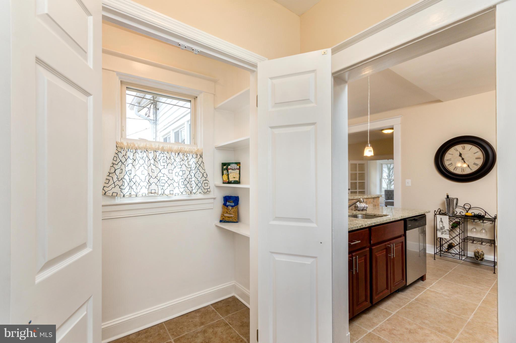 3114 Cedarhurst Road Baltimore, MD 21214 - Photo 14 of 30 Pantry Room