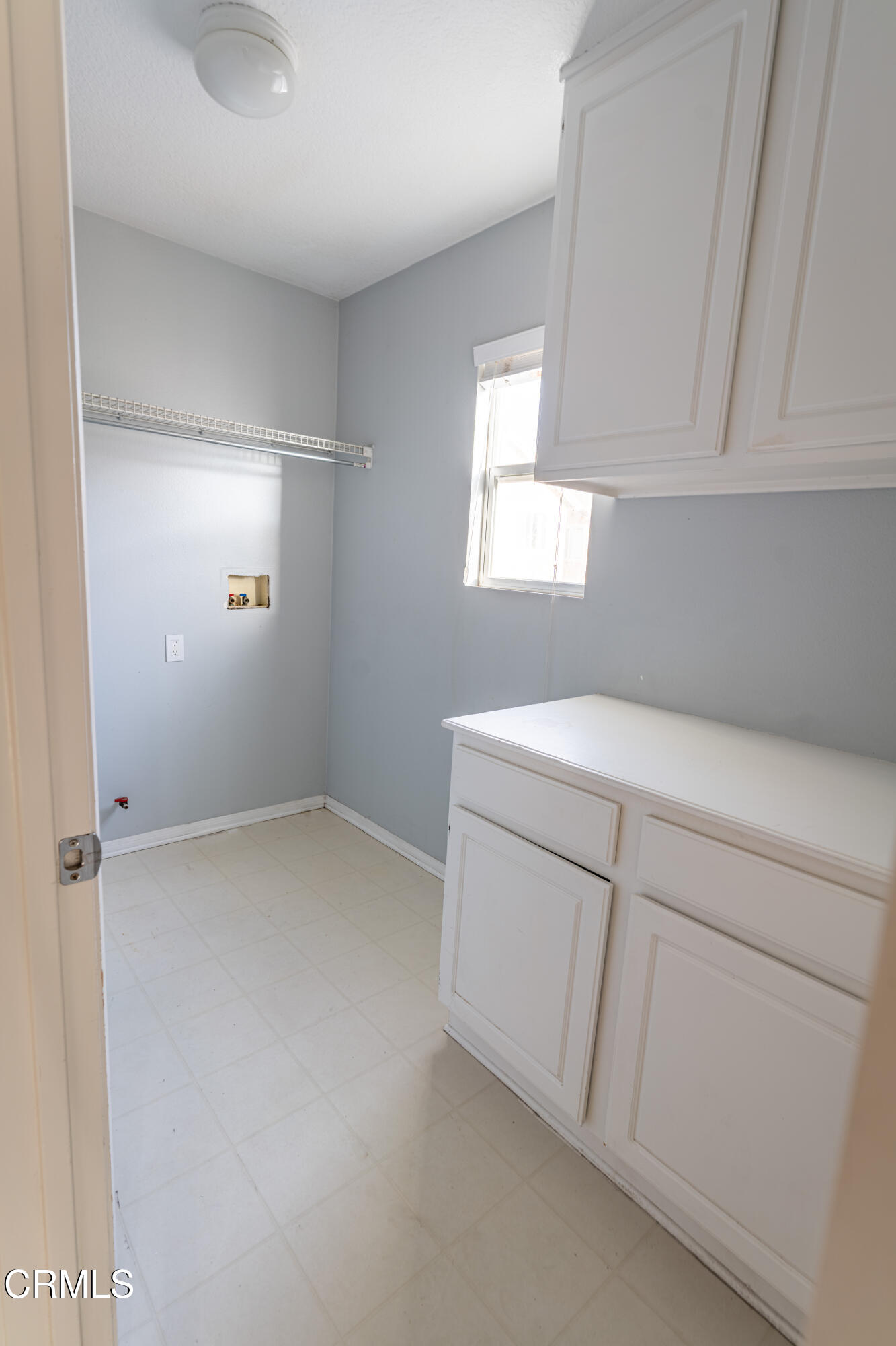 732 Pontoon Way Oxnard, CA 93035 - Photo 11 of 15 a utility room with dryer and washer