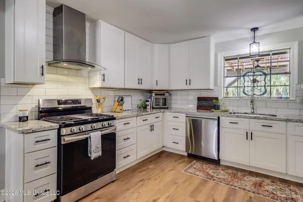 $300,000 | 315 Fairview Drive, Biloxi, MS 39531