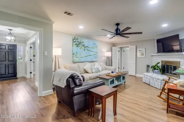$300,000 | 315 Fairview Drive, Biloxi, MS 39531