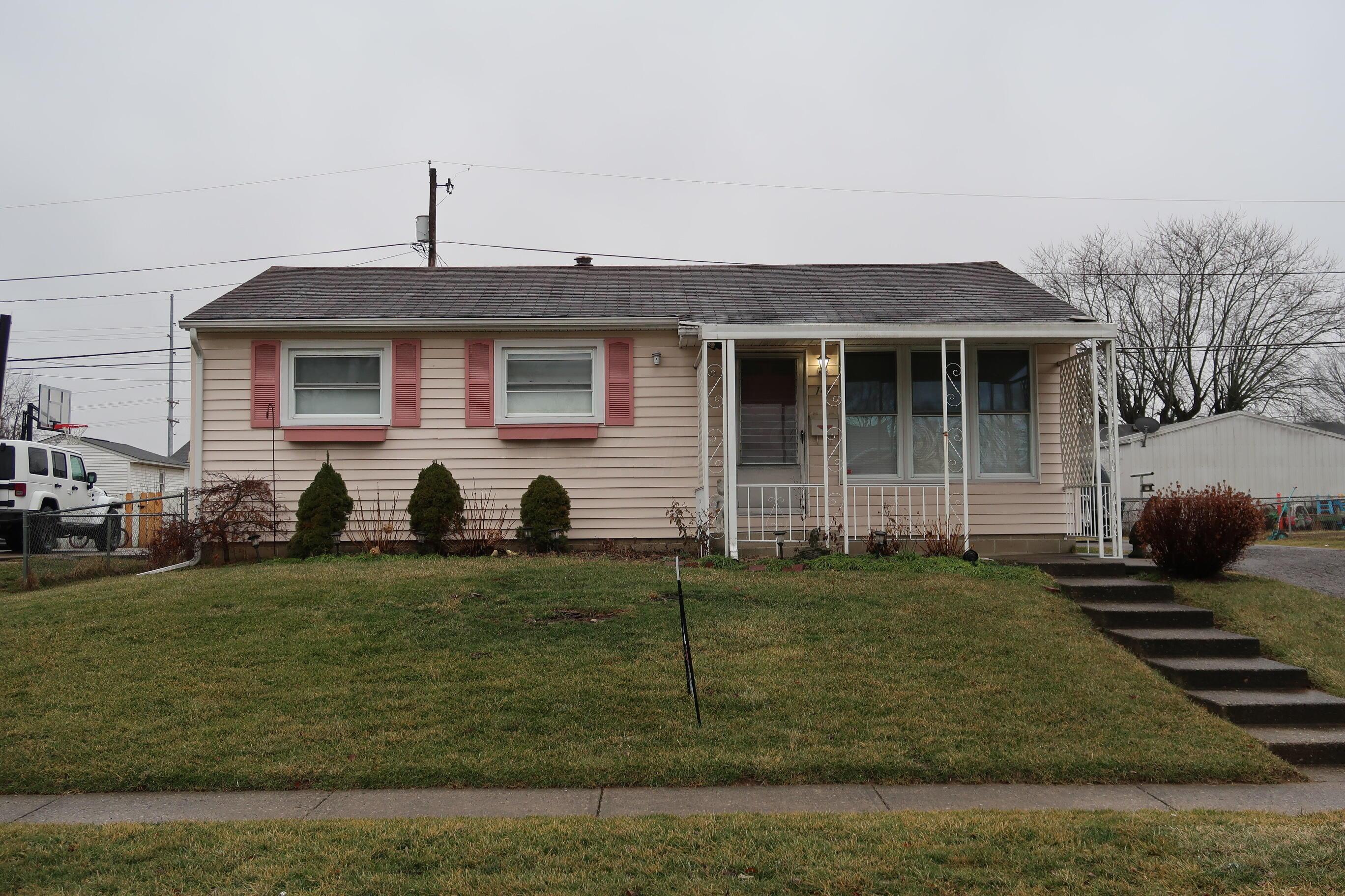 145 Fieldpoint Road Heath, OH 43056 - Photo 1 of 29 1 Exterior front