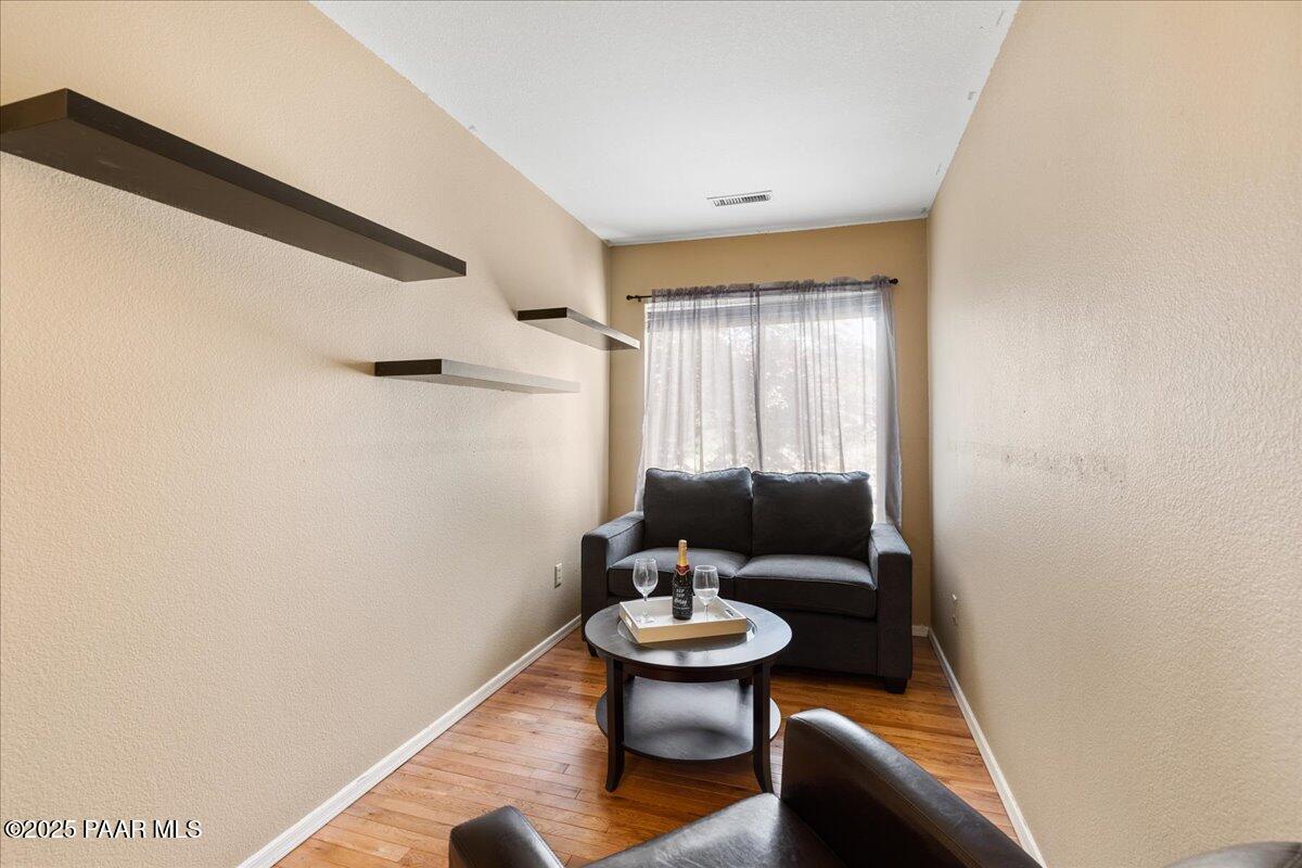 3050 Smokey Road, Unit 20D Prescott, AZ 86301 - Photo 20 of 32 20-Sitting Area