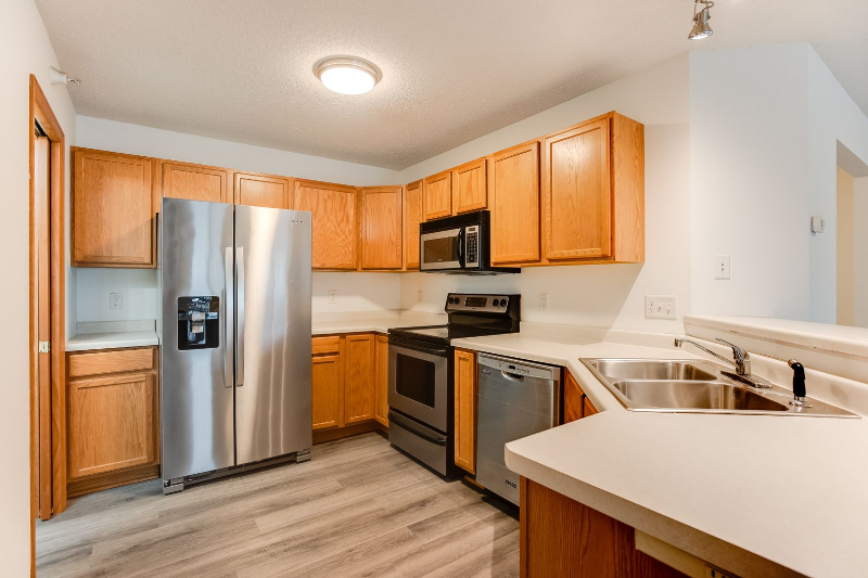 14949 Mustang Path Savage, MN 55378 - Photo 2 of 12