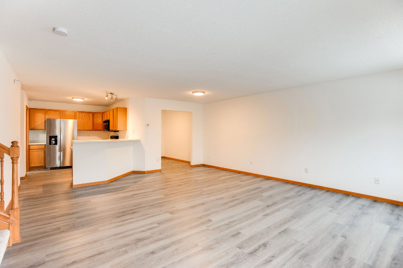 14949 Mustang Path Savage, MN 55378 - Photo 3 of 12