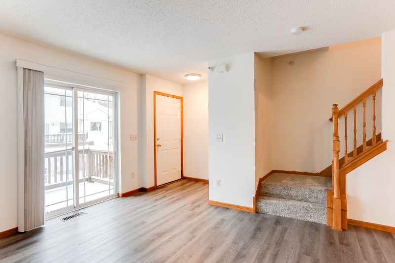 14949 Mustang Path Savage, MN 55378 - Photo 5 of 12