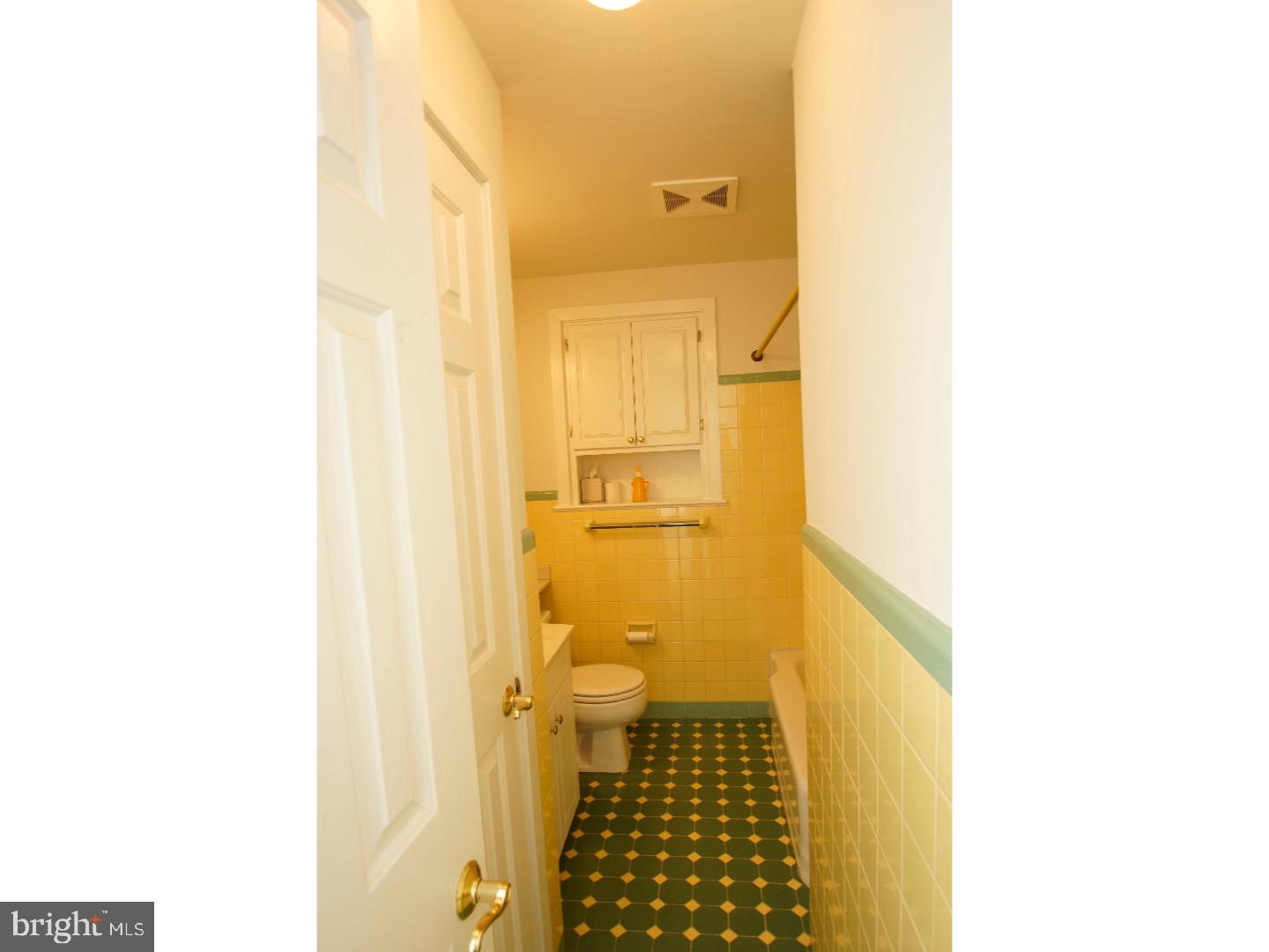 146 New Galena Road Line Lexington, PA 18932 - Photo 9 of 14 Bathroom