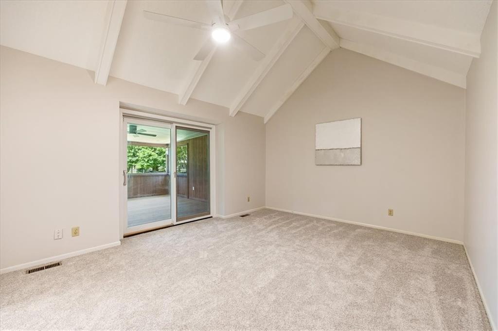 16206 Riggs Road Stilwell, KS 66085 - Photo 15 of 46