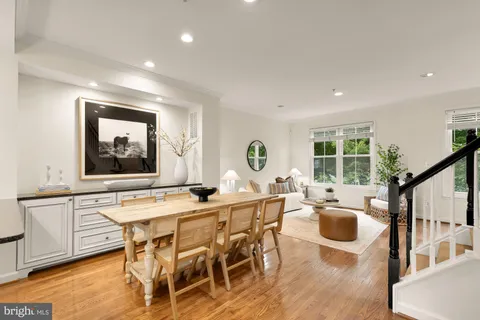 $1,124,900 | 670 9th Street Southwest, Washington, DC 20024