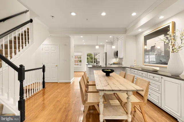 $1,150,000 | 670 9th Street Southwest, Washington, DC 20024