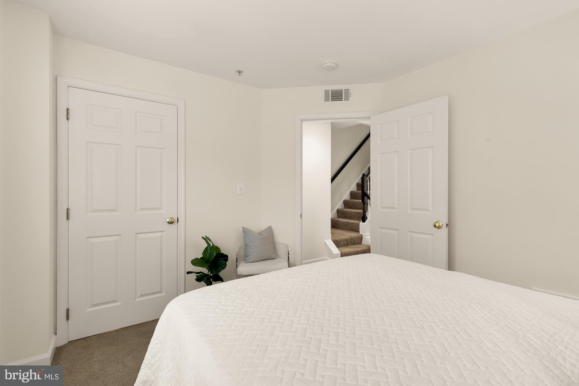 670 9th Street Southwest Washington, DC 20024 - Photo 25 of 32