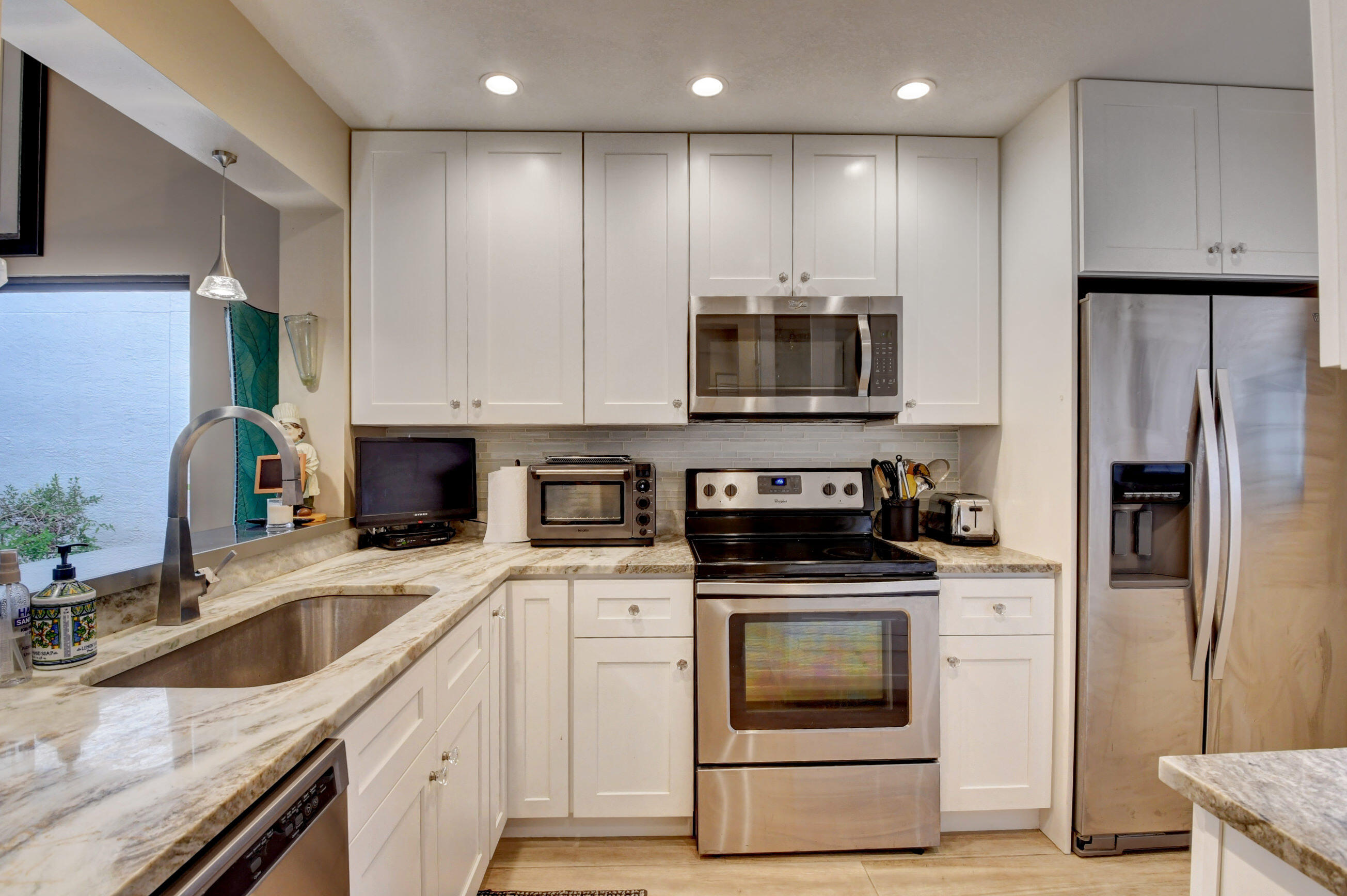 5532 Eton Court Boca Raton, FL 33486 - Photo 19 of 62 Remodeled Kitchen