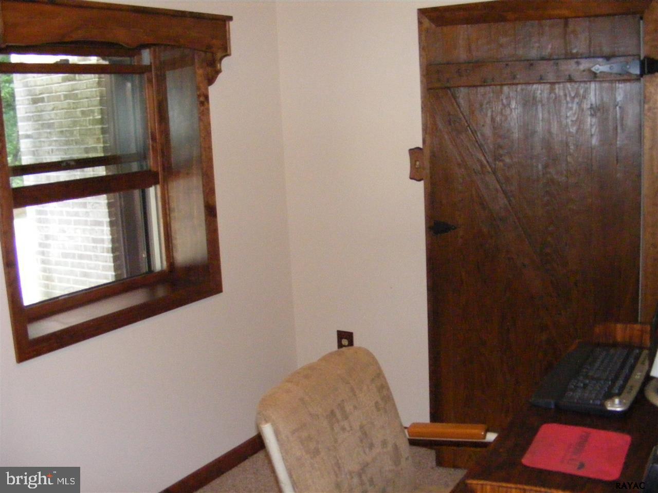 350 Meadow Road York, PA 17406 - Photo 34 of 36 Gallery Image 34