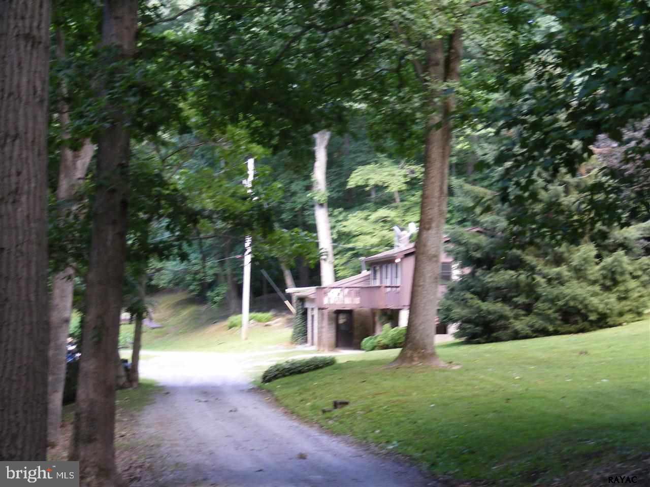 350 Meadow Road York, PA 17406 - Photo 10 of 36 Gallery Image 10