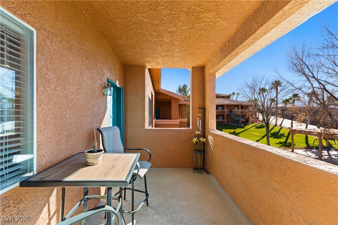 518 Turtleback Road, Unit C Mesquite, NV 89027 - Photo 12 of 73 Covered Patio