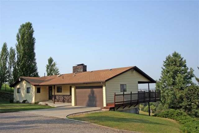 16630 Foothills Road Spokane, WA 99217 - Photo 1 of 9