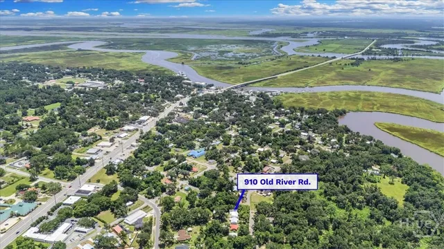 $263,988 | 902 Old River Road, Darien, GA 31305