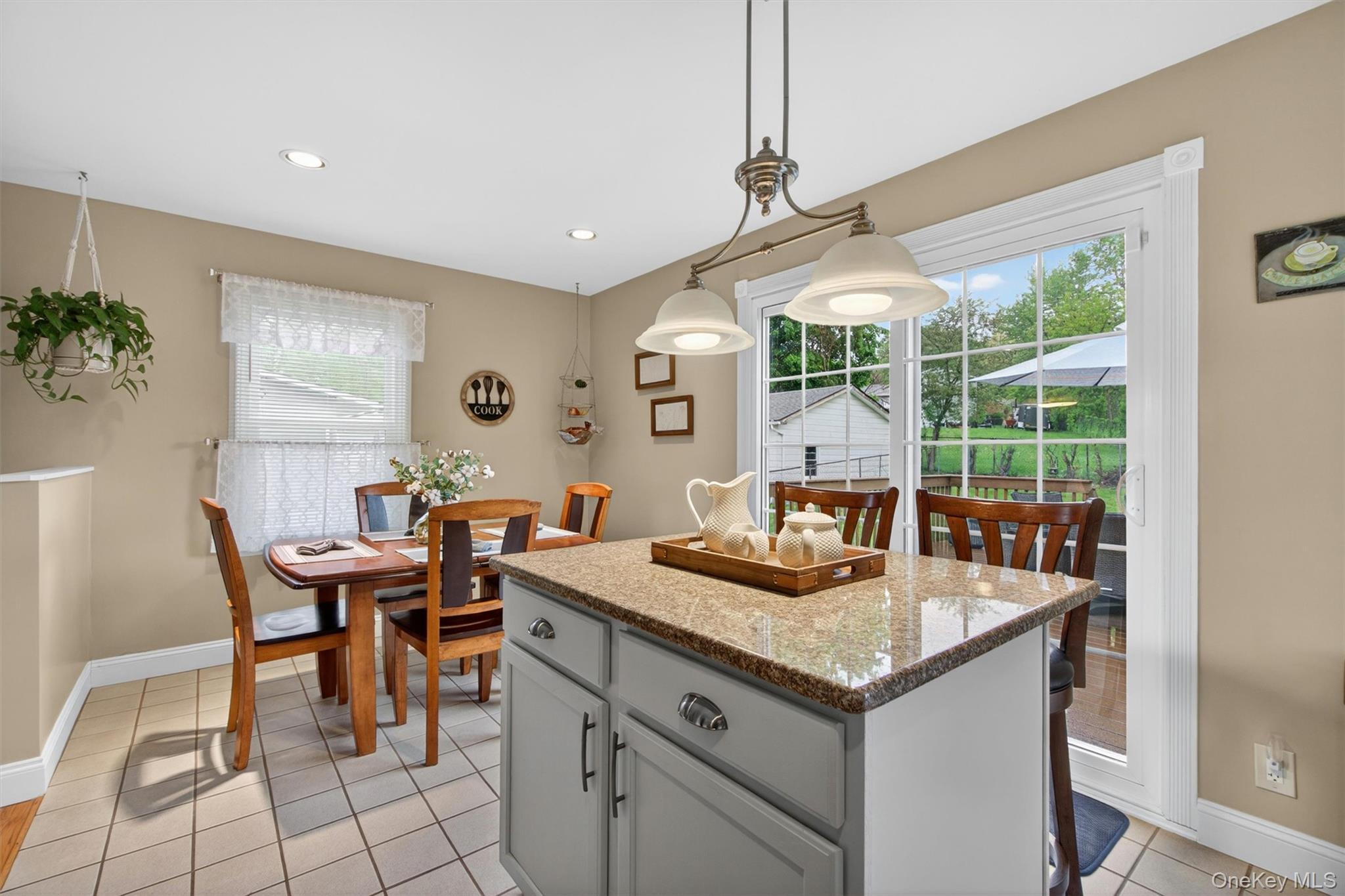 83 Riverview Drive Fishkill, NY 12524 - Photo 16 of 50