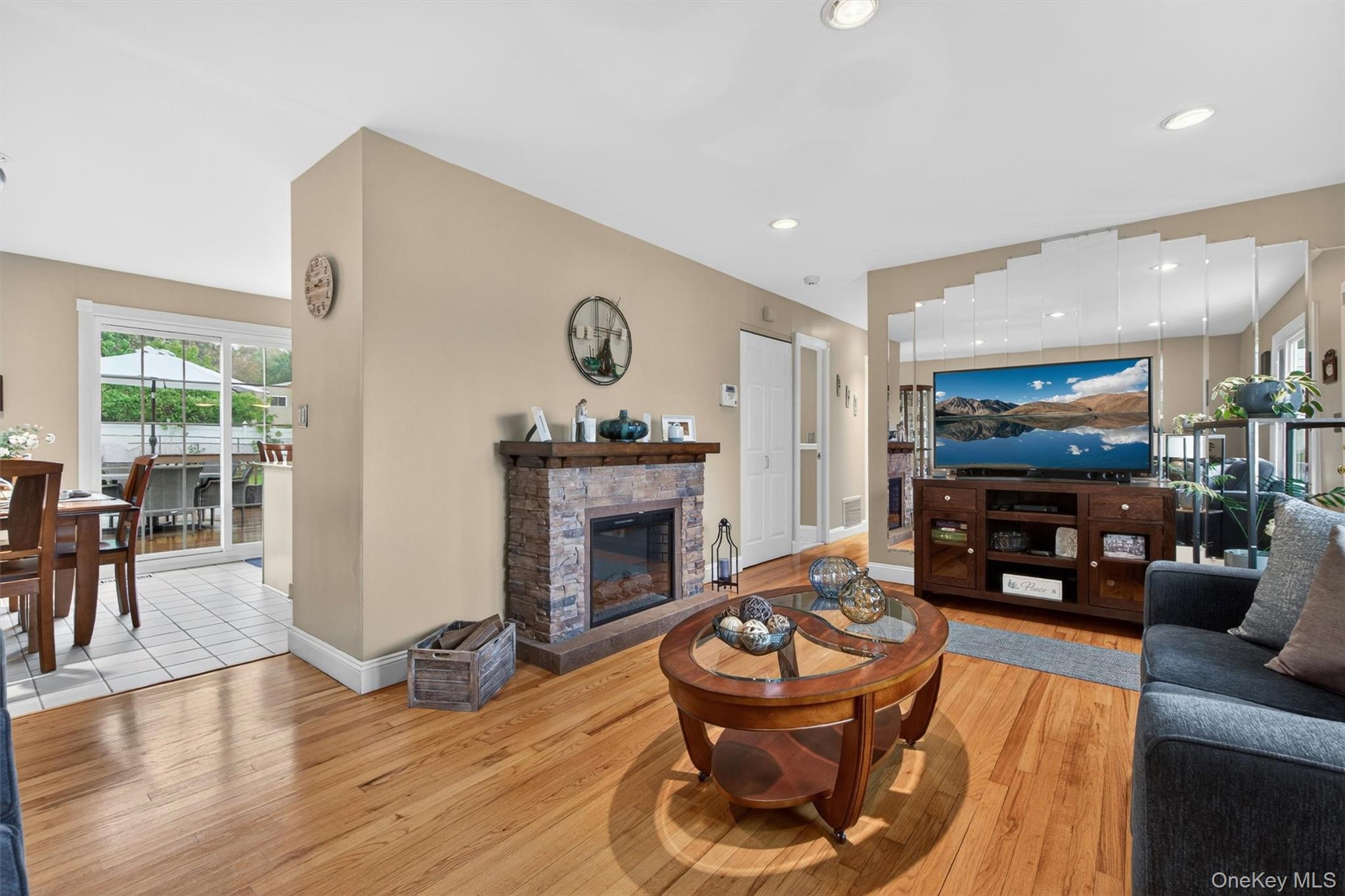 83 Riverview Drive Fishkill, NY 12524 - Photo 6 of 50
