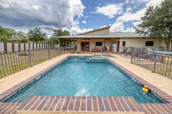 $559,000 | 900 Tierra Linda Drive, Concan, TX 78838