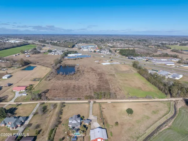 $9,900,000 | 4431 Northwest Evangeline Thruway, Carencro, LA 70520