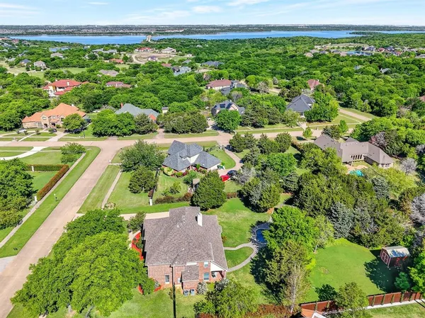 $739,000 | 2723 Prairie Acres Cove, Cedar Hill, TX 75104