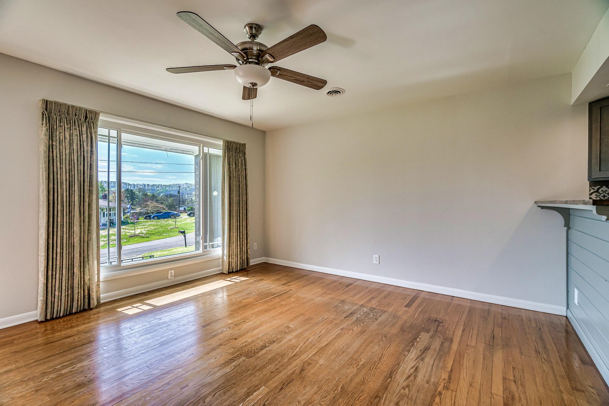 114 Regent Circle Oak Ridge, TN 37830 - Photo 11 of 32 114RCi-5