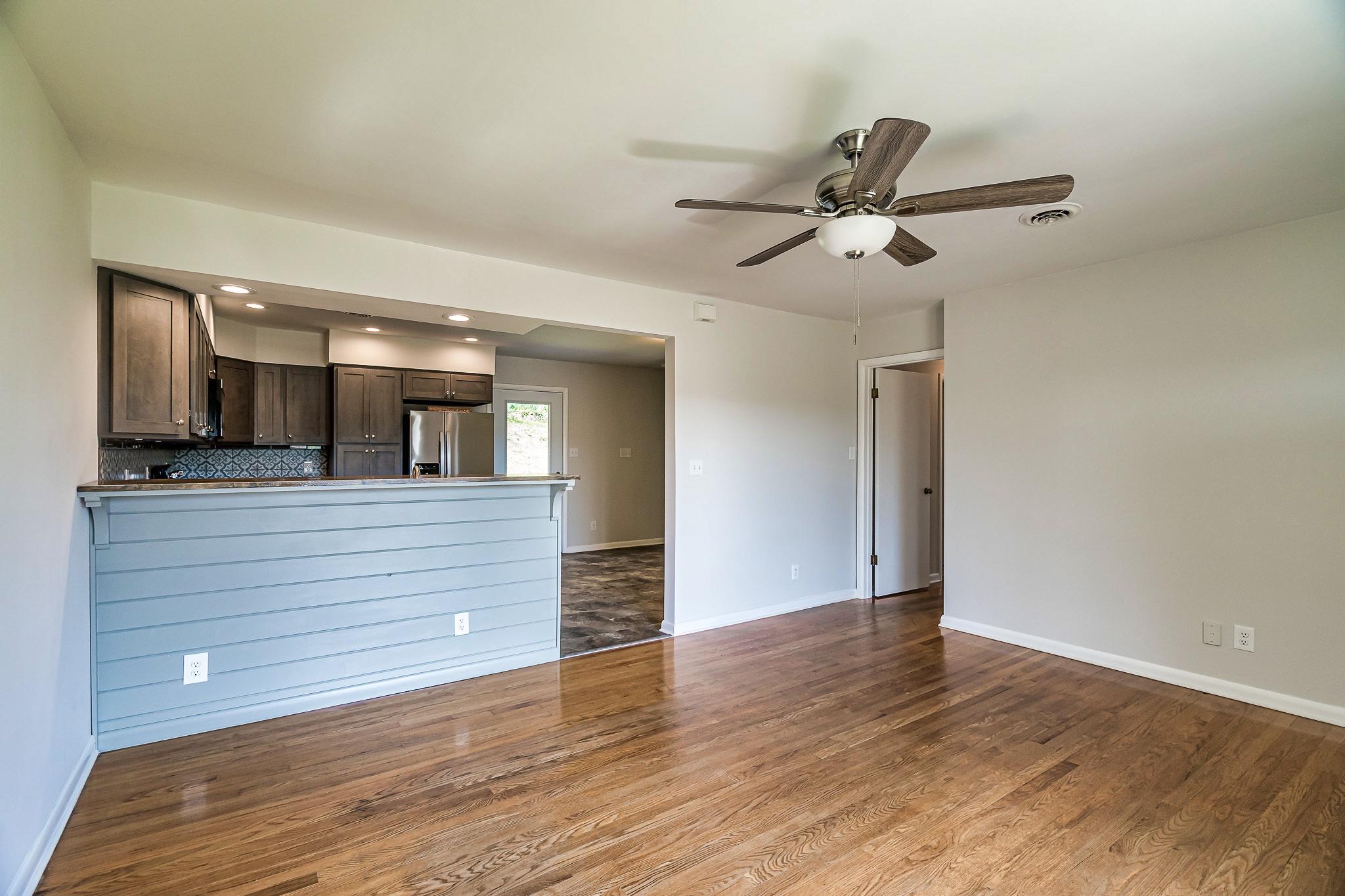 114 Regent Circle Oak Ridge, TN 37830 - Photo 14 of 32 114RCi-8