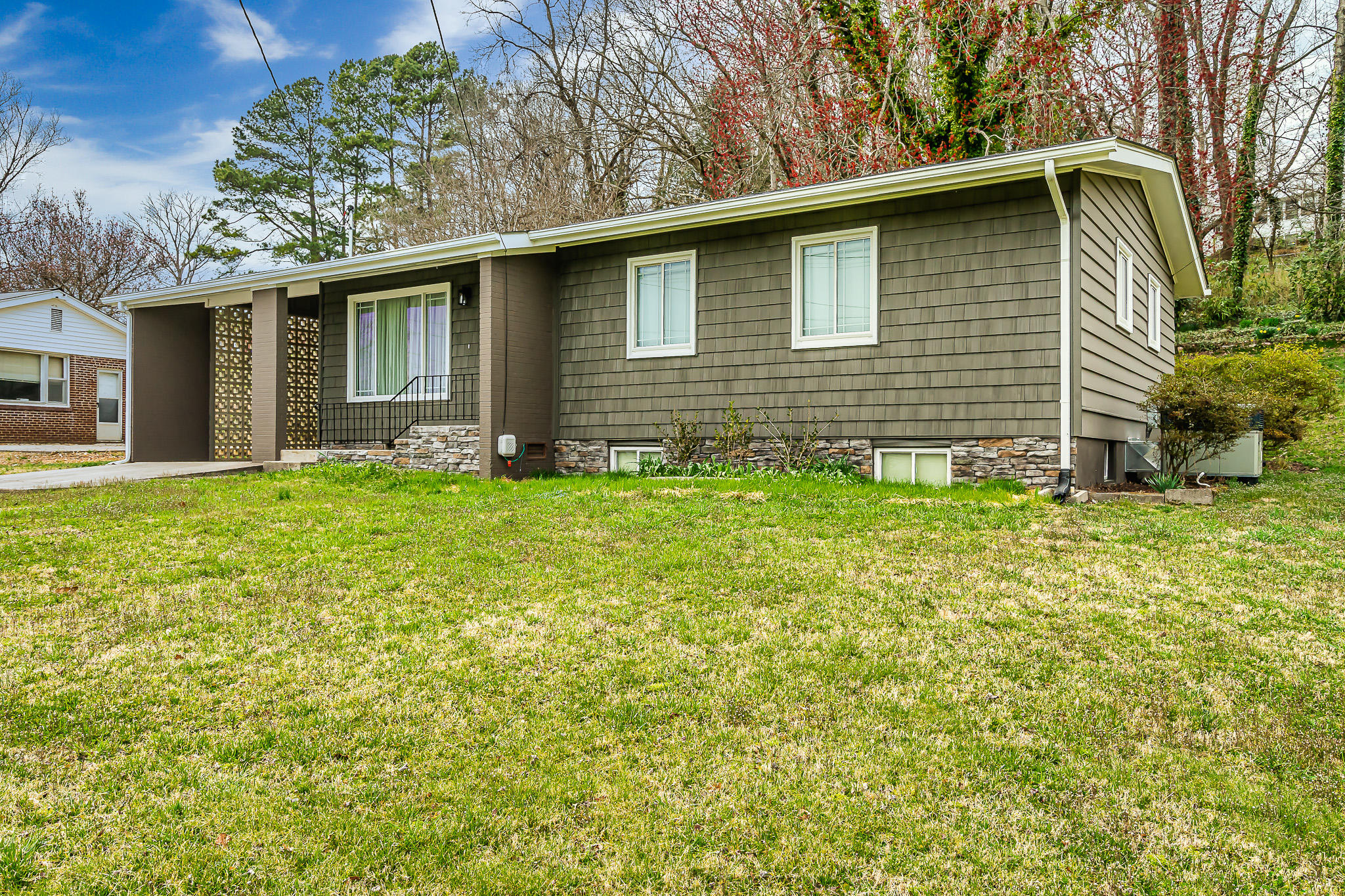 114 Regent Circle Oak Ridge, TN 37830 - Photo 3 of 32 114R-3