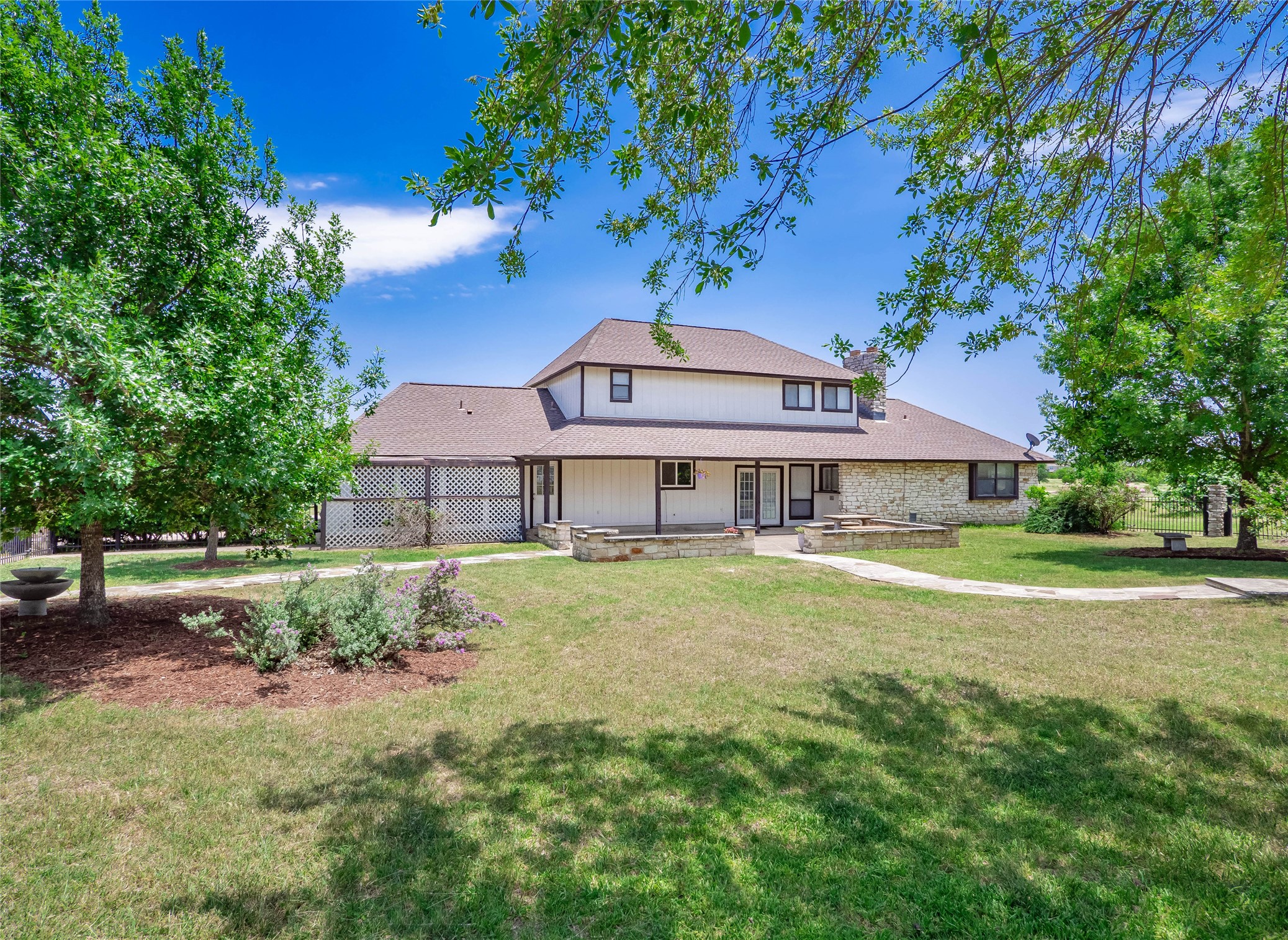 1822 Rowe Loop Pflugerville, TX 78660 - Photo 29 of 40