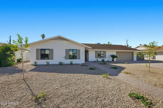 $1,299,990 | 3423 East Beryl Lane, Phoenix, AZ 85028