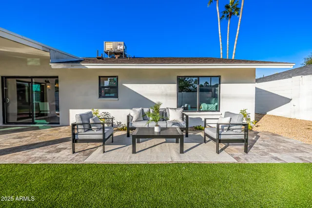 $1,299,990 | 3423 East Beryl Lane, Phoenix, AZ 85028