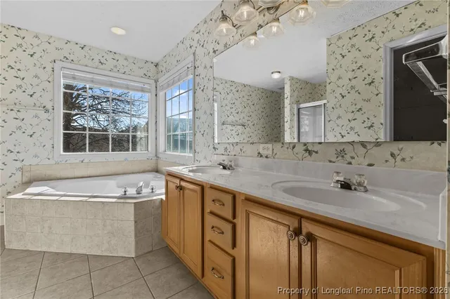 $349,000 | 3833 Sunchase Drive, Fayetteville, NC 28306