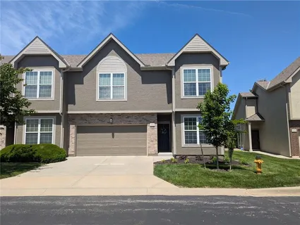 $350,000 | 15602 West 61st Street, Shawnee, KS 66217