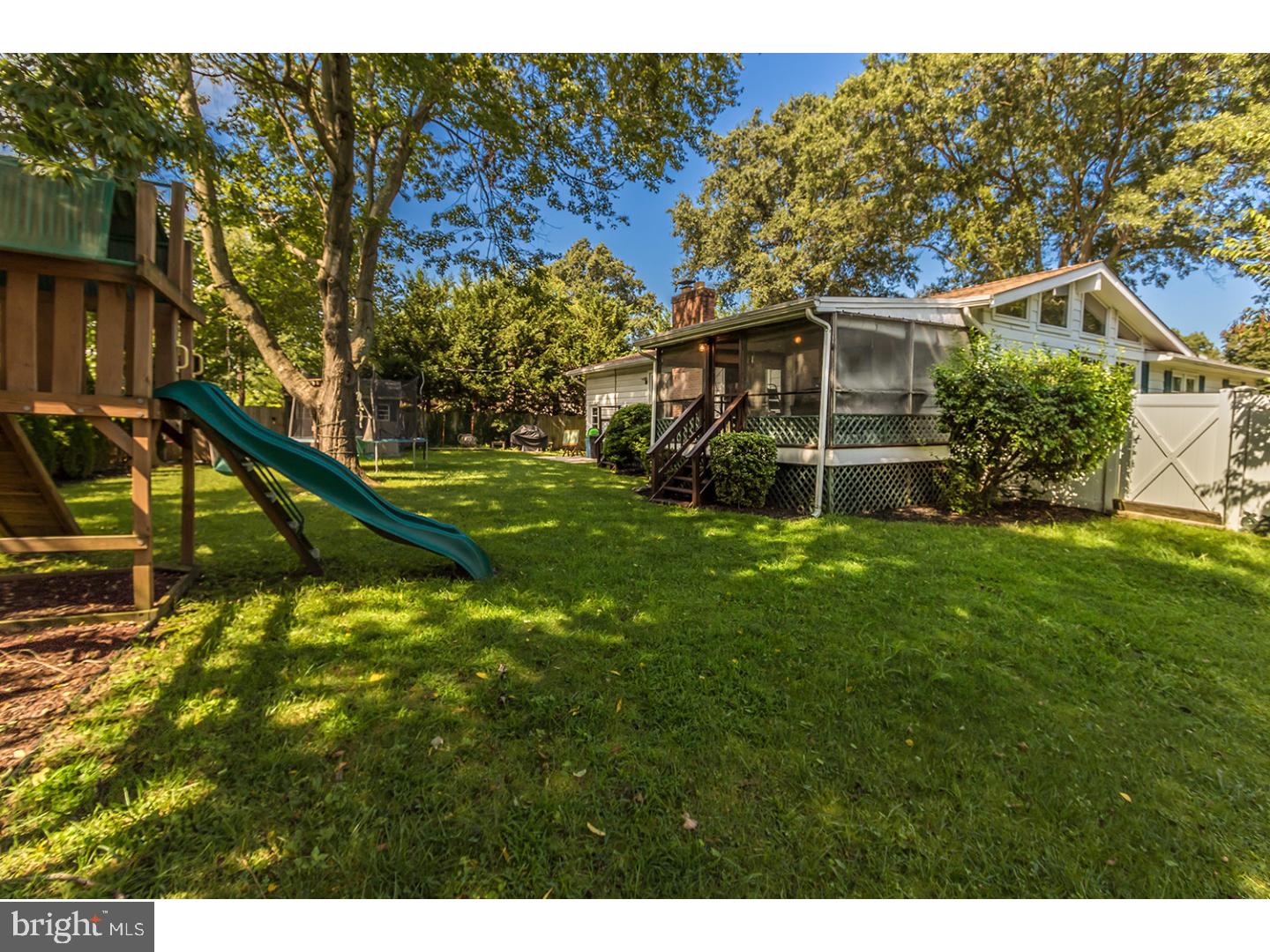 105 Leeds Road Mount Laurel, NJ 08054 - Photo 16 of 19 Back Yard
