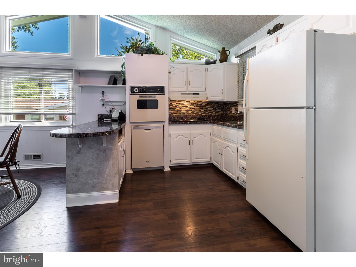 105 Leeds Road Mount Laurel, NJ 08054 - Photo 8 of 19 Kitchen