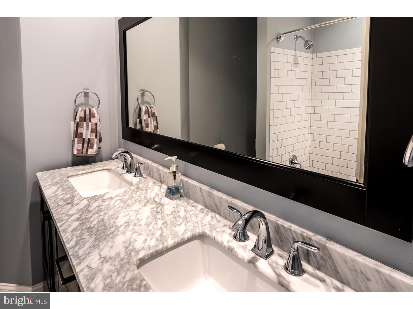 105 Leeds Road Mount Laurel, NJ 08054 - Photo 10 of 19 Bathroom