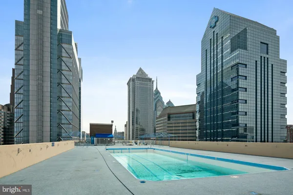 $169,000 | 1901 John F Kennedy Boulevard, Unit 810, Philadelphia, PA 19103