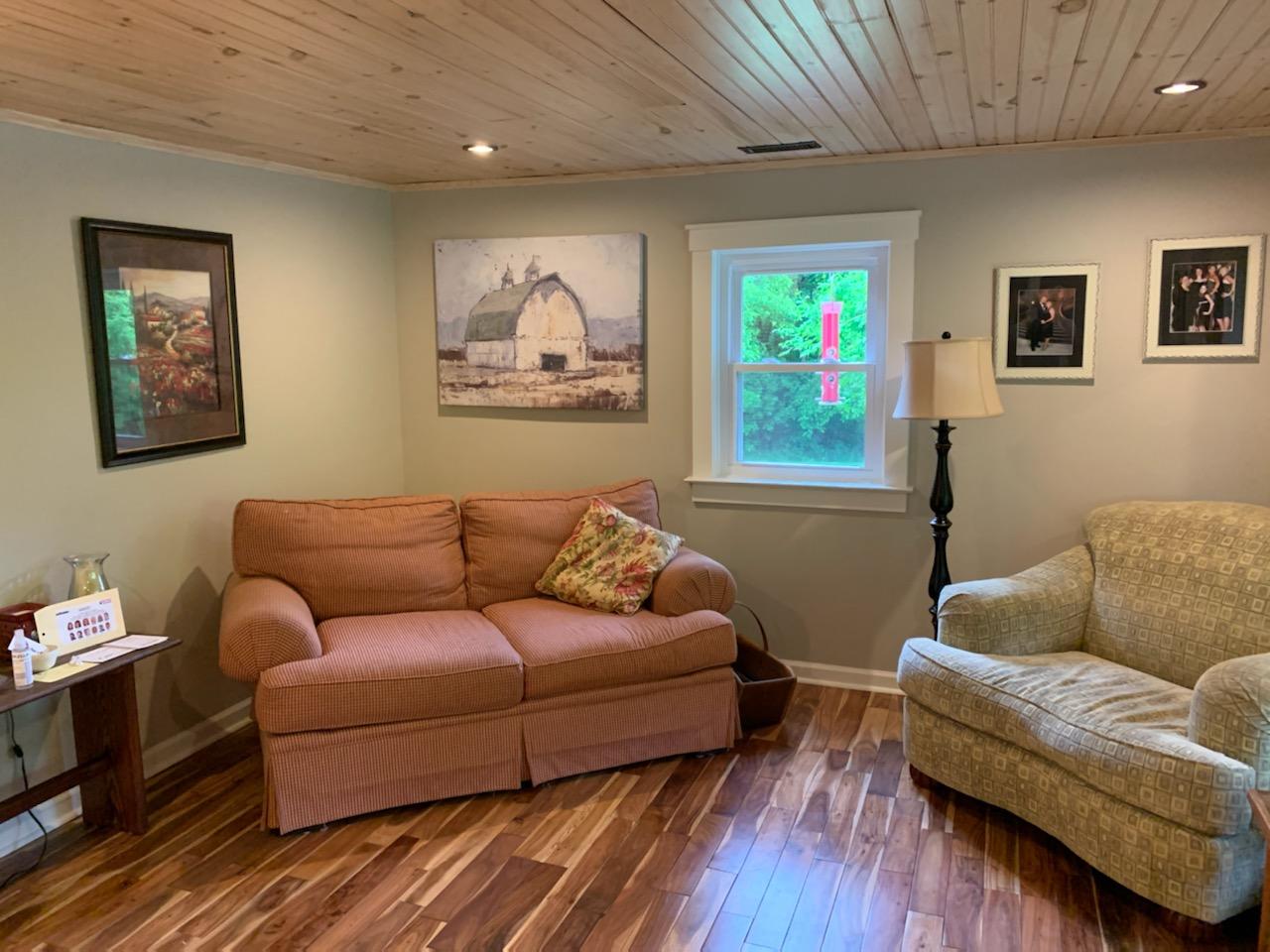 1905 Boozy Creek Road Bristol, VA 24202 - Photo 64 of 130 LIVING ROOM